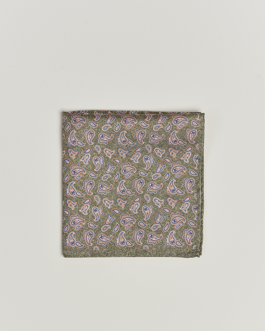 Herren | Amanda Christensen Silk Oxford Printed Paisley Pocket Square Green | Amanda Christensen | Silk Oxford Printed Paisley Pocket Square Green