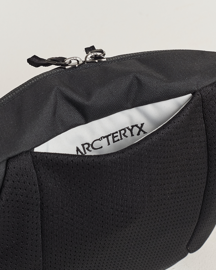 Herren | Arc'teryx Mantis 2 Waist Pack Black | Arc'teryx | Mantis 2 Waist Pack Black