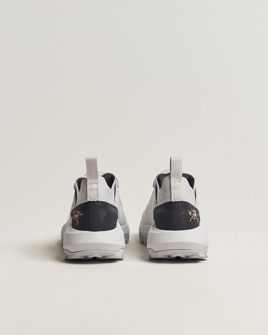 Herren | Arc'teryx Vertex Alpine Gore-Tex Sneakers Solitude/Graphite | Arc'teryx | Vertex Alpine Gore-Tex Sneakers Solitude/Graphite