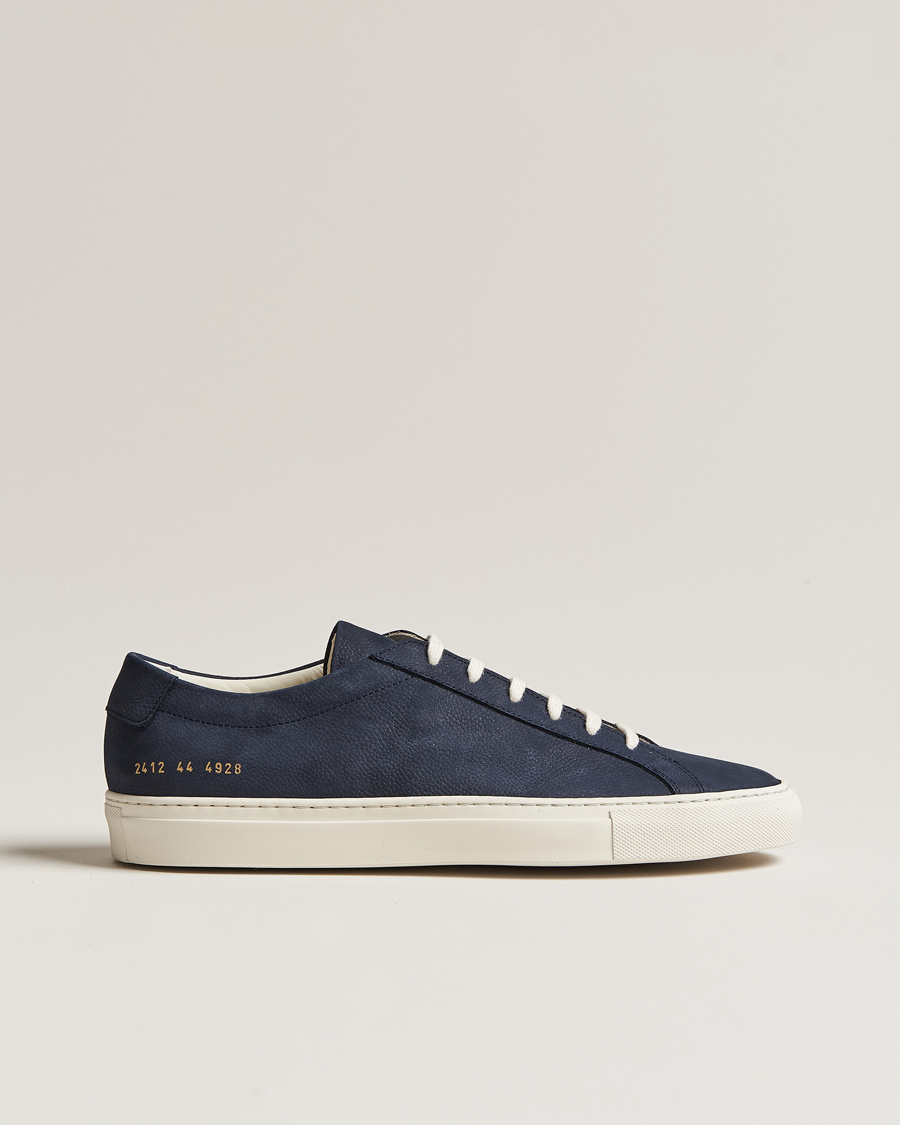 Herren | Common Projects Original Achilles Pebbled Nubuck Sneaker Navy | Common Projects | Original Achilles Pebbled Nubuck Sneaker Navy