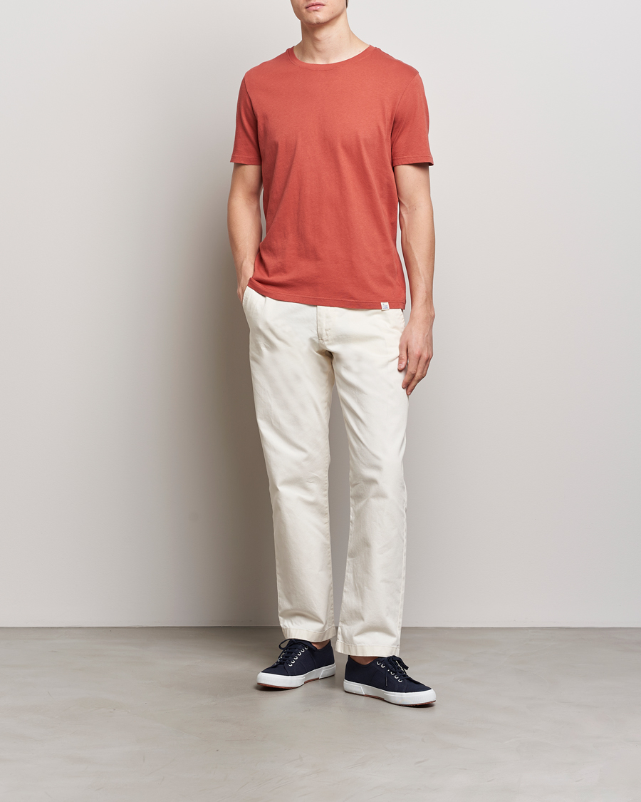 Herren | T-Shirts | Merz b. Schwanen | Organic Cotton Washed Crew Neck T-Shirt Newman Red