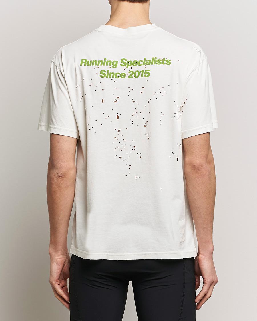 Herren | T-Shirts | Satisfy | MothTech T-Shirt Off White