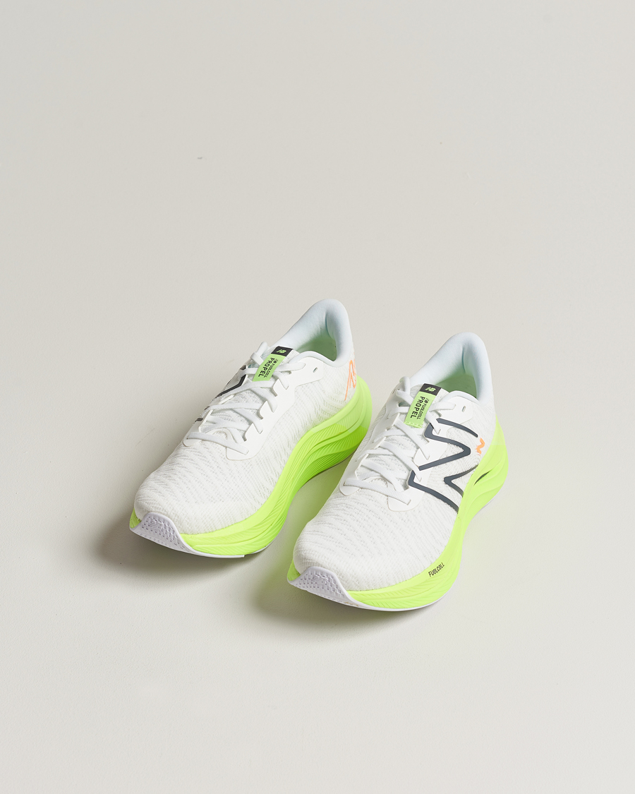 Herren | New Balance Running FuelCell Propel v4 White | New Balance Running | FuelCell Propel v4 White