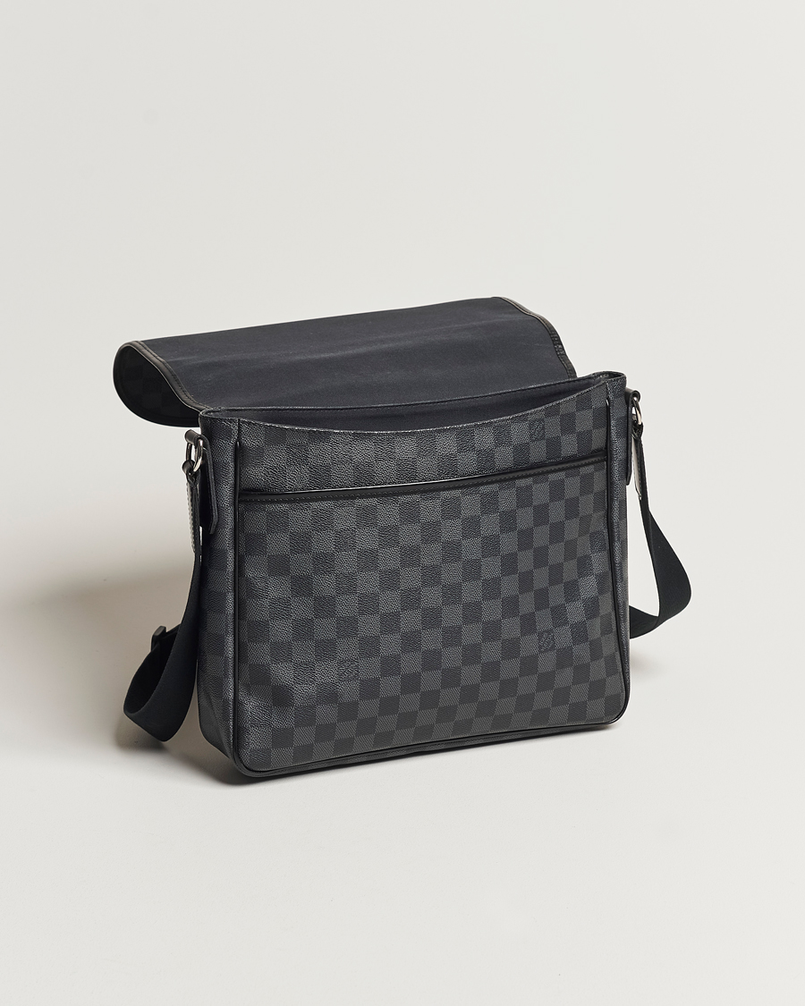 Herren | Louis Vuitton Pre-Owned Daniel MM Satchel Leather Bag Damier Graphite | Louis Vuitton Pre-Owned | Daniel MM Satchel Leather Bag Damier Graphite