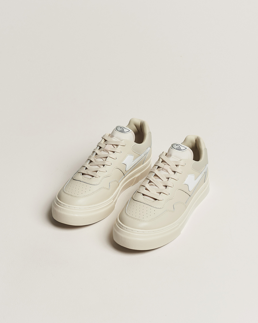 Herren | Stepney Workers Club Pearl S-Strike Leather Sneaker Ecru/White | Stepney Workers Club | Pearl S-Strike Leather Sneaker Ecru/White