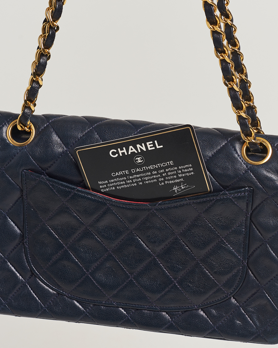 Herren | Chanel Pre-Owned Small Classic Flap Bag Navy | Chanel Pre-Owned | Small Classic Flap Bag Navy