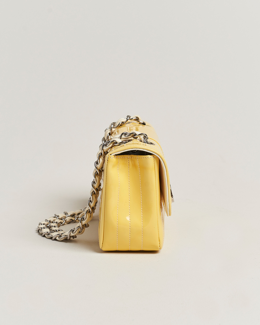 Herren | Chanel Pre-Owned Patent Flap Bag Yellow | Chanel Pre-Owned | Patent Flap Bag Yellow