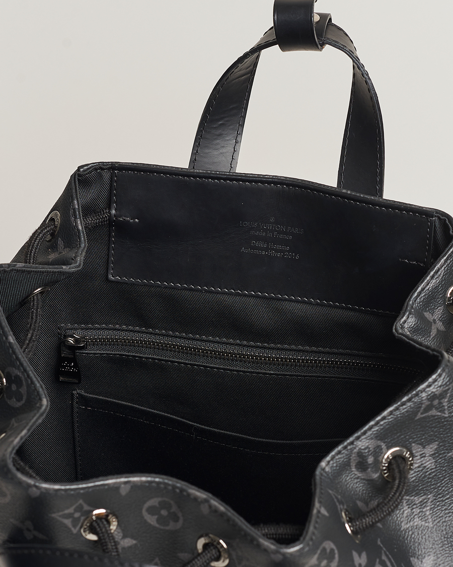 Herren | Louis Vuitton Pre-Owned Explorer Backpack Monogram Eclipse | Louis Vuitton Pre-Owned | Explorer Backpack Monogram Eclipse