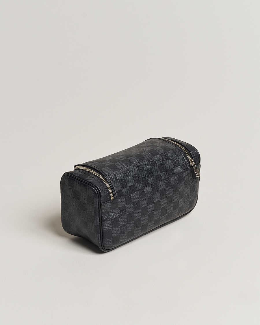 Herren | Louis Vuitton Pre-Owned Toiletry Bag Damier Graphite | Louis Vuitton Pre-Owned | Toiletry Bag Damier Graphite