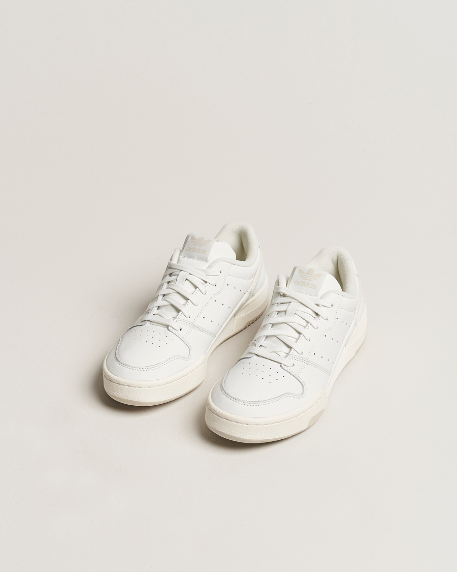 Herren | adidas Originals Team Court 2 Sneaker Off White | adidas Originals | Team Court 2 Sneaker Off White