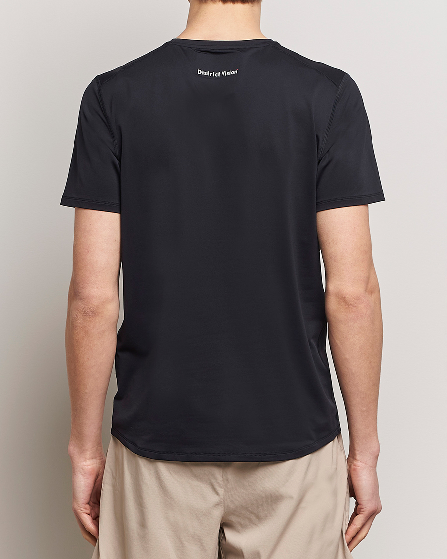 Herren | T-Shirts | District Vision | Lightweight Short Sleeve T-Shirts Black
