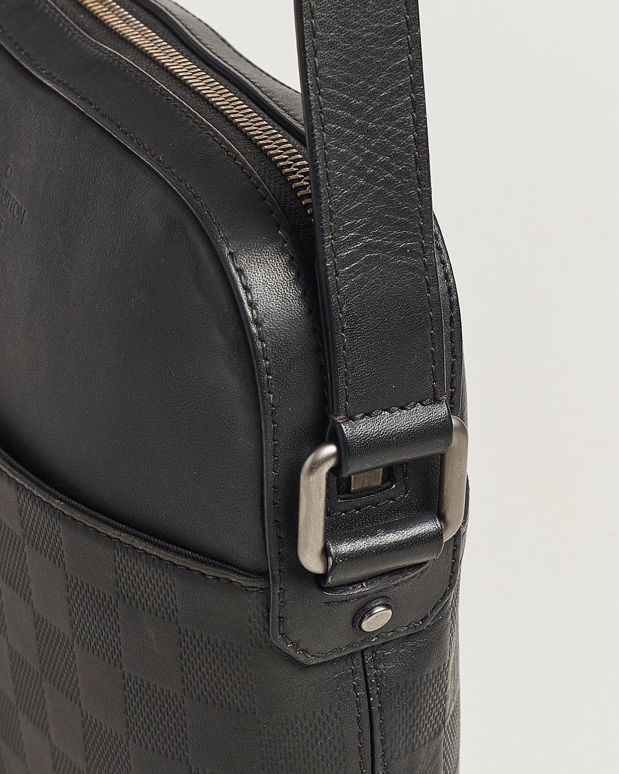 Herren | Louis Vuitton Pre-Owned Damier Infini Pochette District Shoulder Bag | Louis Vuitton Pre-Owned | Damier Infini Pochette District Shoulder Bag