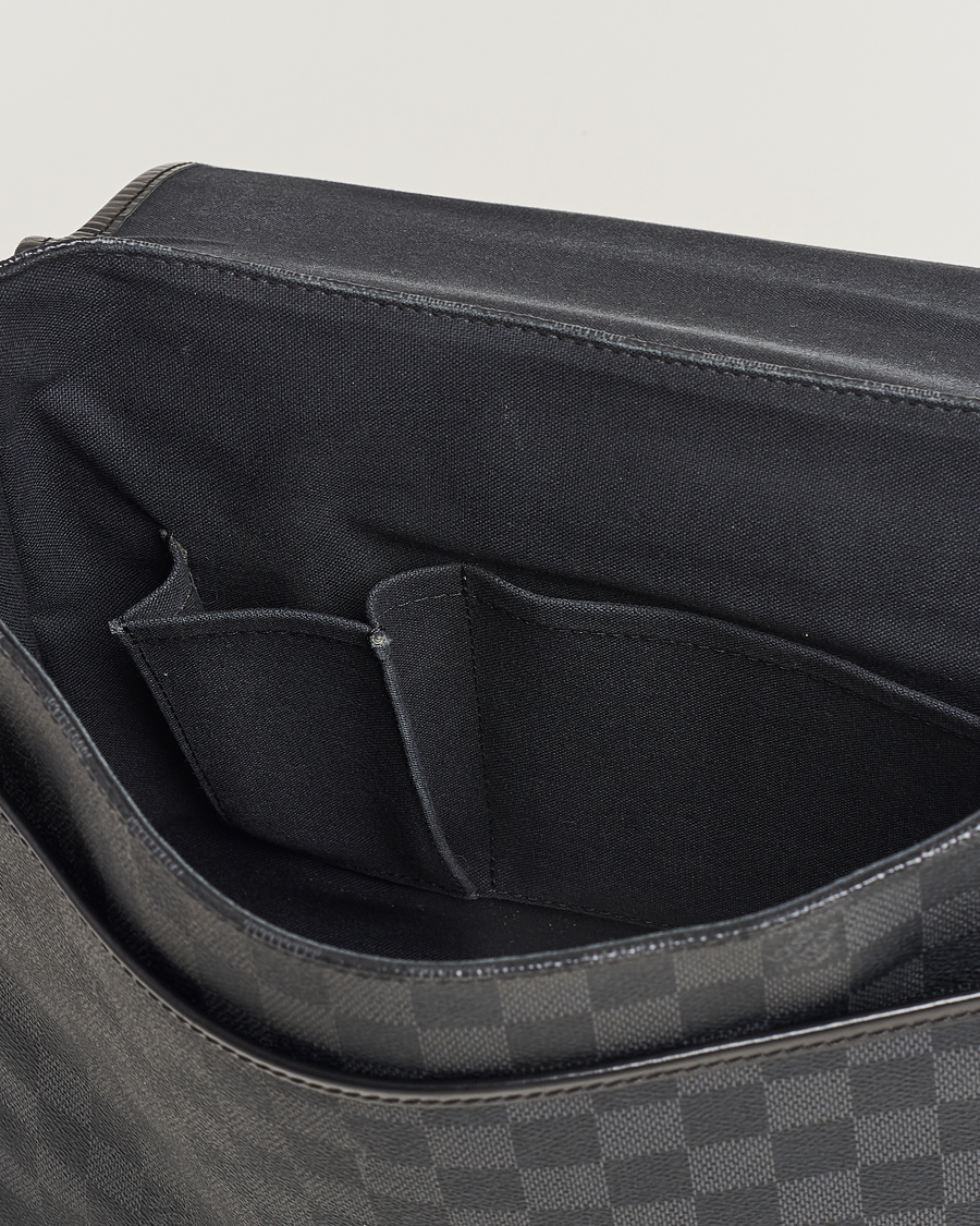 Herren | Louis Vuitton Pre-Owned Daniel MM Satchel Leather Bag Damier Graphite | Louis Vuitton Pre-Owned | Daniel MM Satchel Leather Bag Damier Graphite