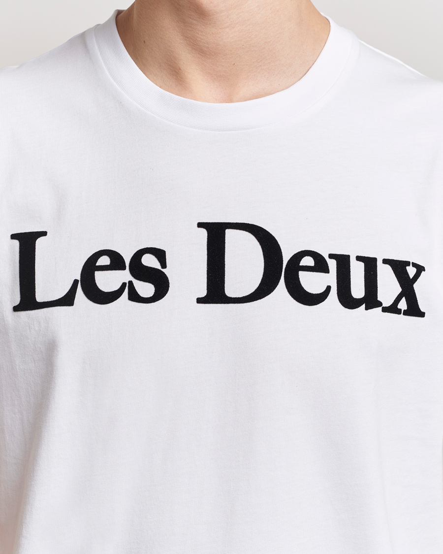 Herren | T-Shirts | LES DEUX | Charles Logo T-Shirt Wihte