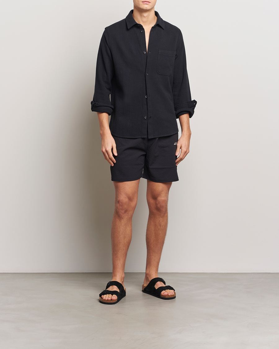 Herren | Badehosen | LES DEUX | Stan Seersucker Swim Shorts Black