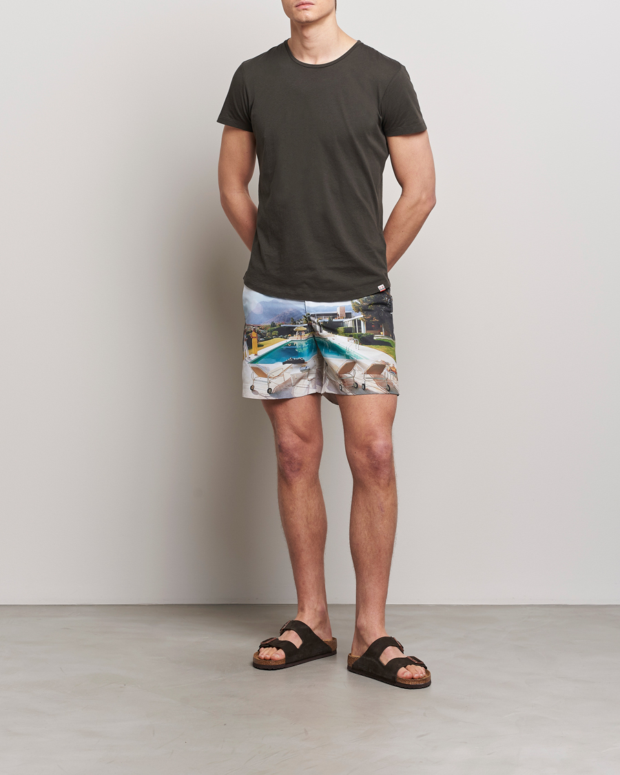 Herren | Badehosen | Orlebar Brown | Bulldog Slim Aarons Photo Swim Shorts Kaufmann Cocktail