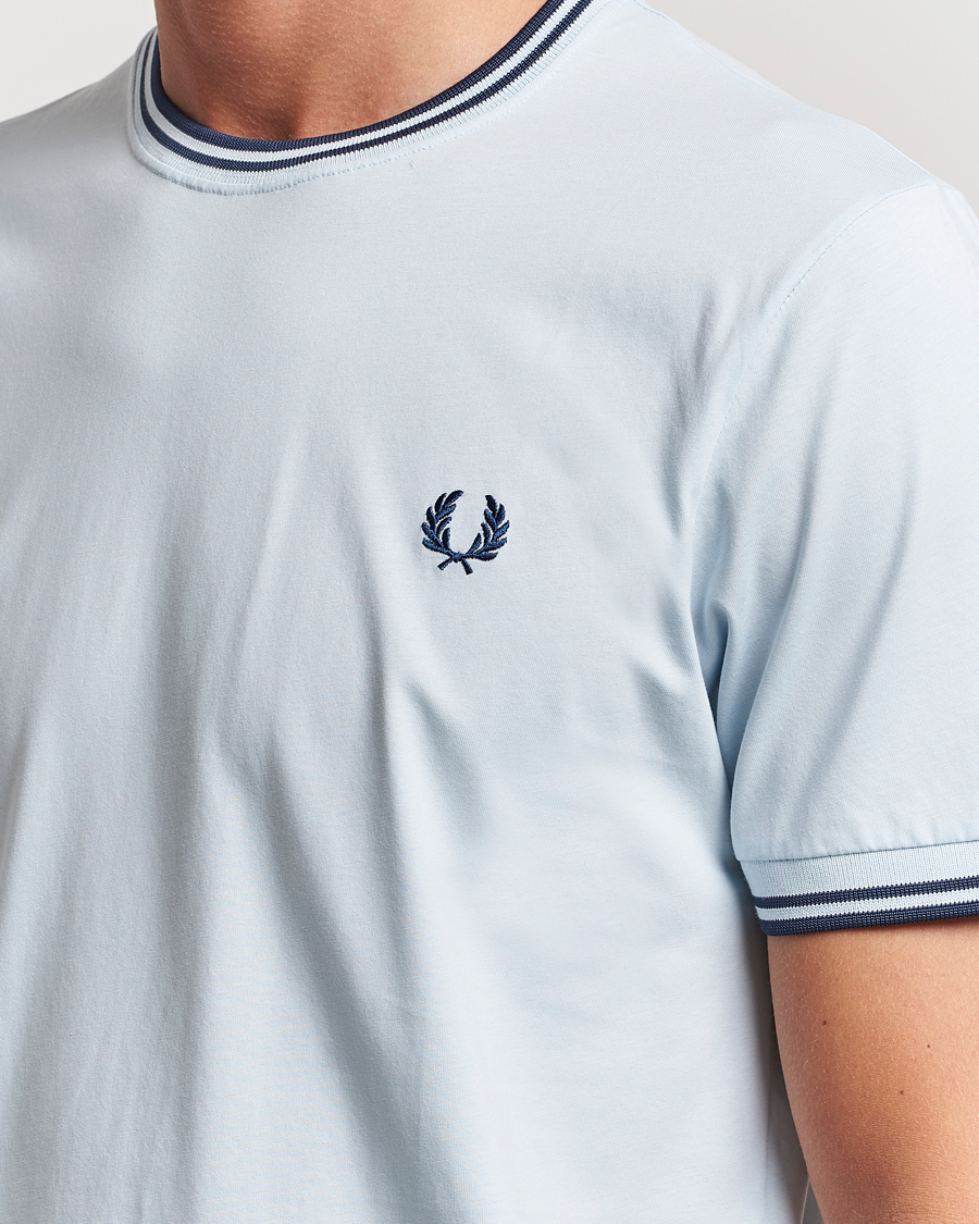 Herren | T-Shirts | Fred Perry | Twin Tipped T-Shirt Light Ice