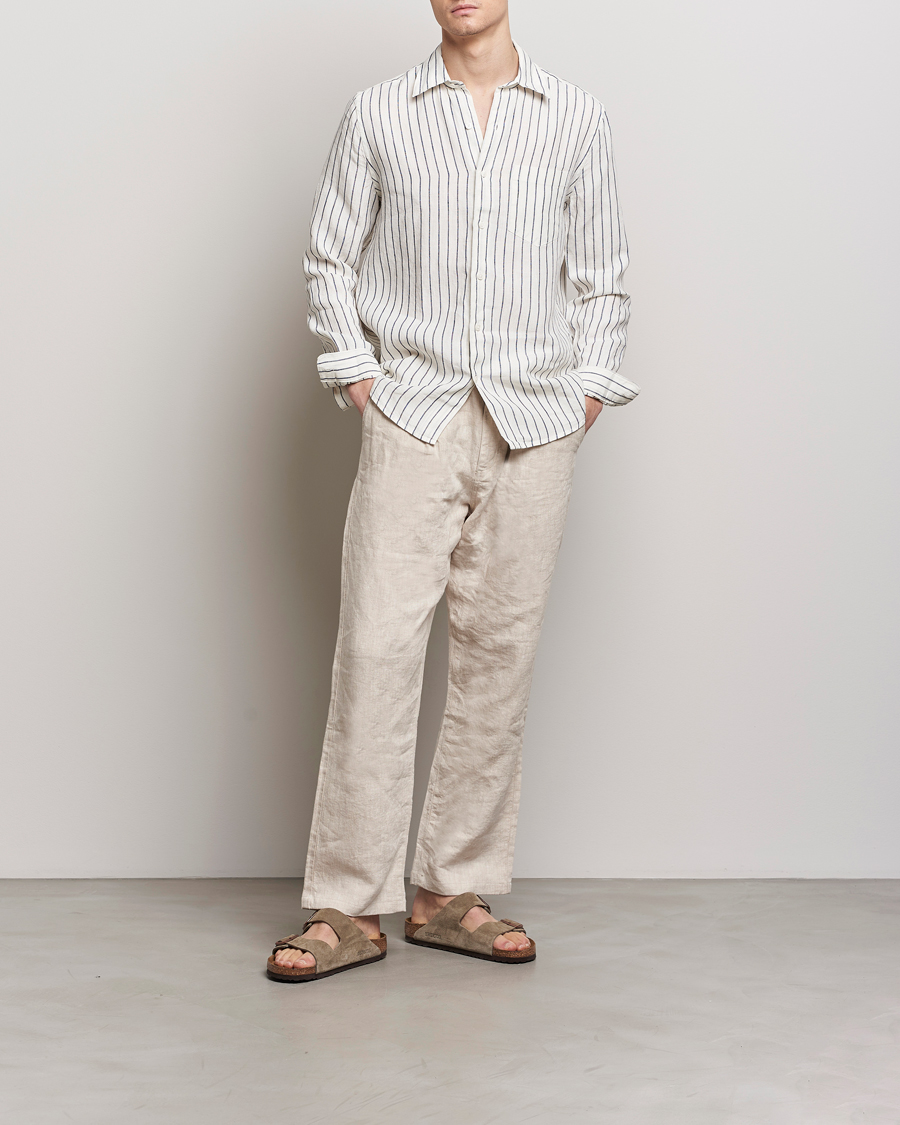 Herren | Hemden | A Day's March | Abu Striped Linen Shirt White/Navy