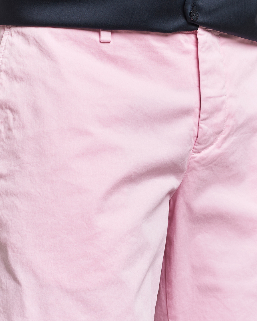 Herren | Shorts | J.Lindeberg | Nathan Cloud Satin Shorts Pink Lavender
