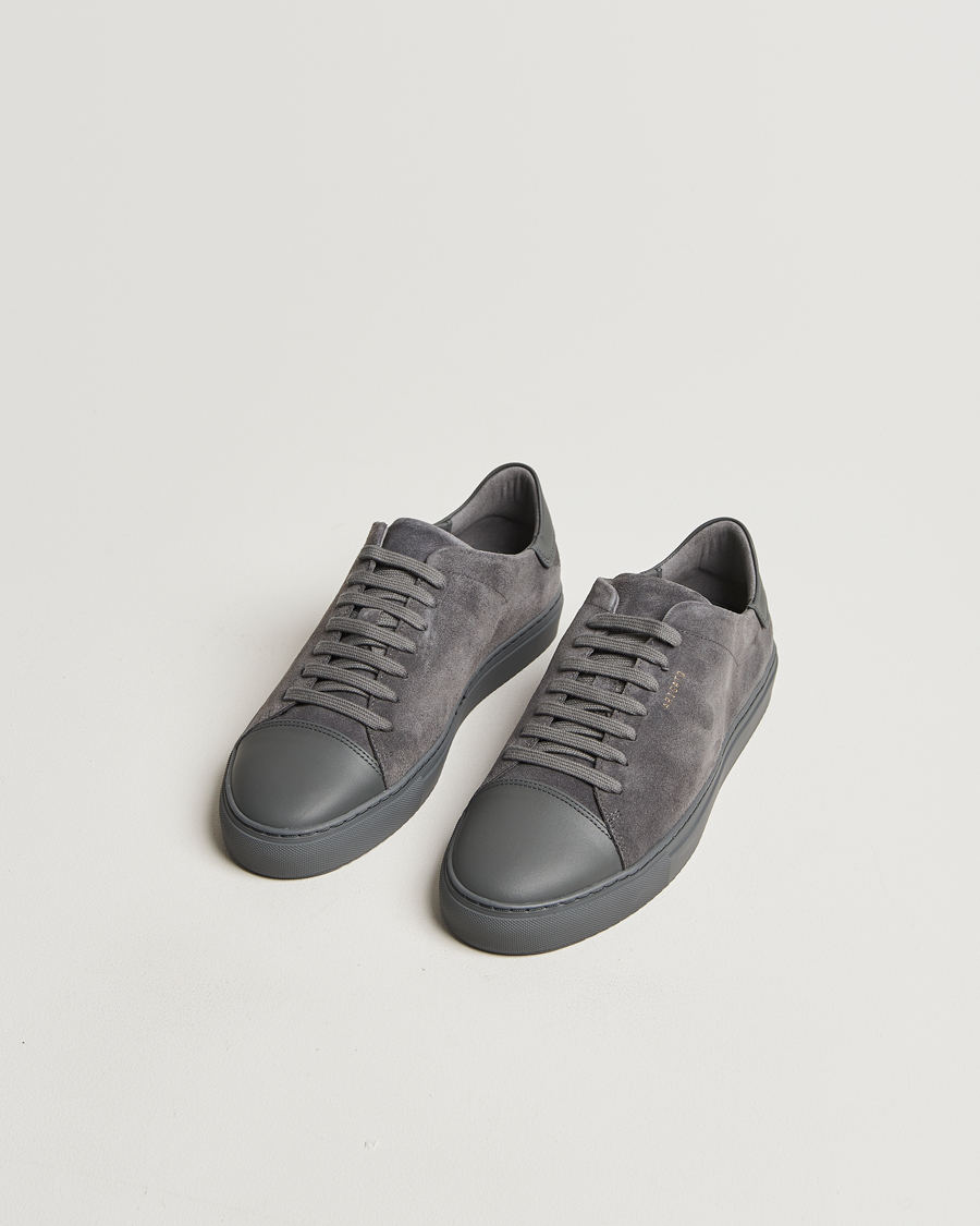 Herren | Axel Arigato Clean 90 Suede Cap Sneaker Dark Grey | Axel Arigato | Clean 90 Suede Cap Sneaker Dark Grey
