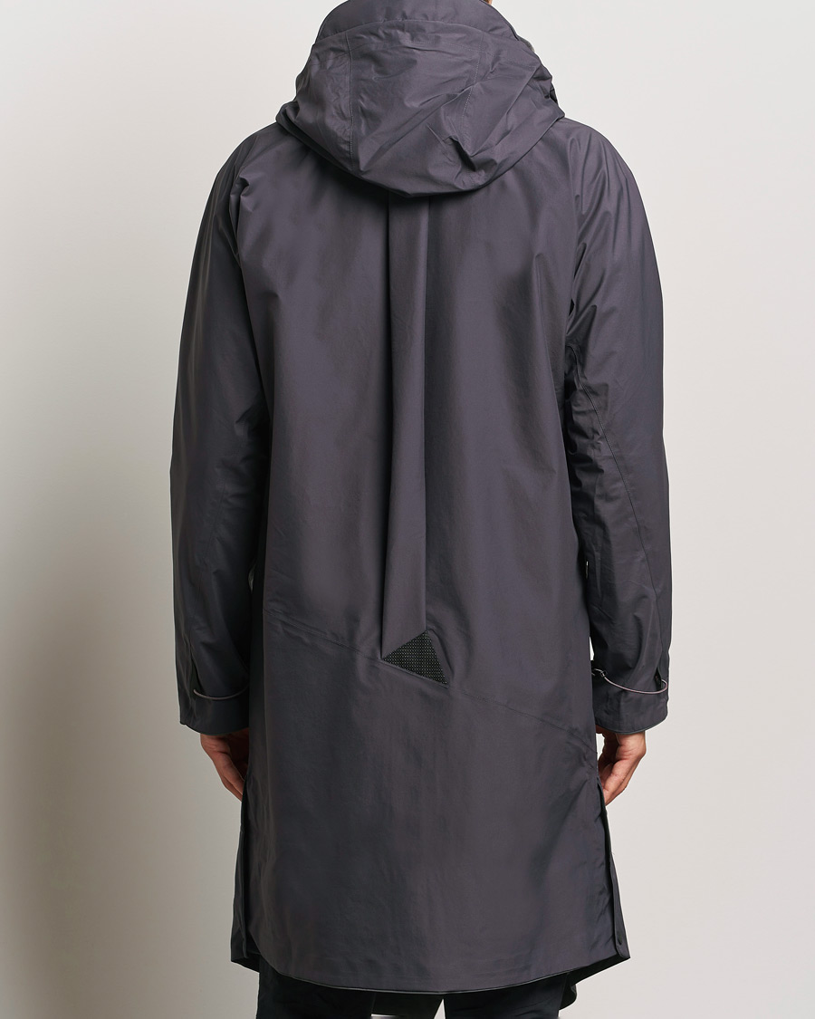 Herren | Jacken | Klättermusen | Syr Waterproof Hood Parka Raven