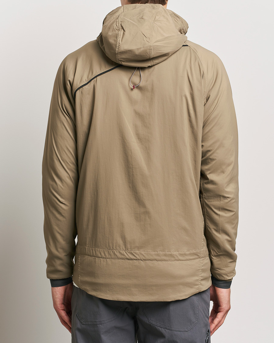 Herren | Jacken | Klättermusen | 74 Levitend Active Hooded Jacket Dark Khaki