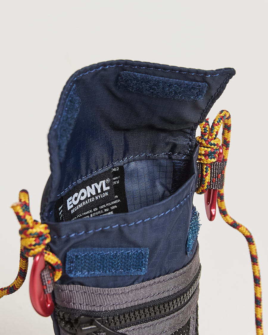 Herren | Klättermusen Algir Lanyard Pocket Bag Indigo Blue | Klättermusen | Algir Lanyard Pocket Bag Indigo Blue