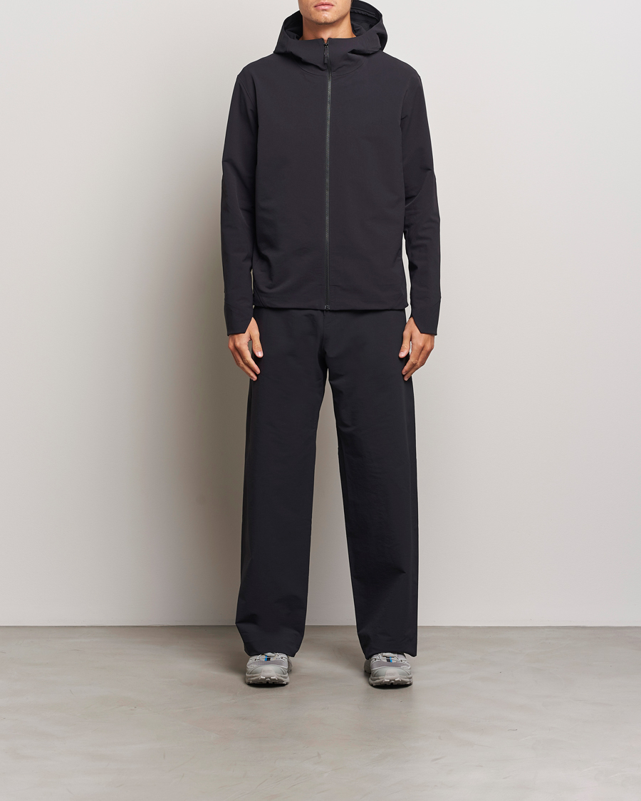 Herren | Jacken | Arc'teryx Veilance | Isogon GORE-TEX Hooded Shell Jacket Black