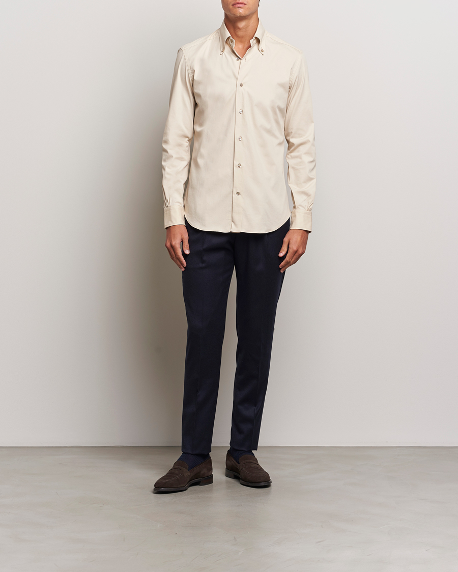 Herren | Hemden | Mazzarelli | Soft Garment Dyed Button Down Shirt Beige