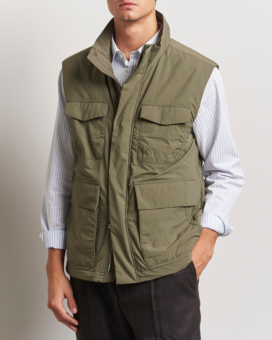Herren | Jacken | NN07 | Perry Nylon Padded Vest Capers Green