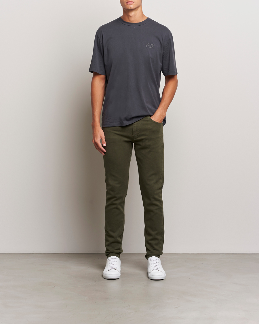 Herren | Hosen | J.Lindeberg | Jay Solid Twill Stretch Jeans Forest Green