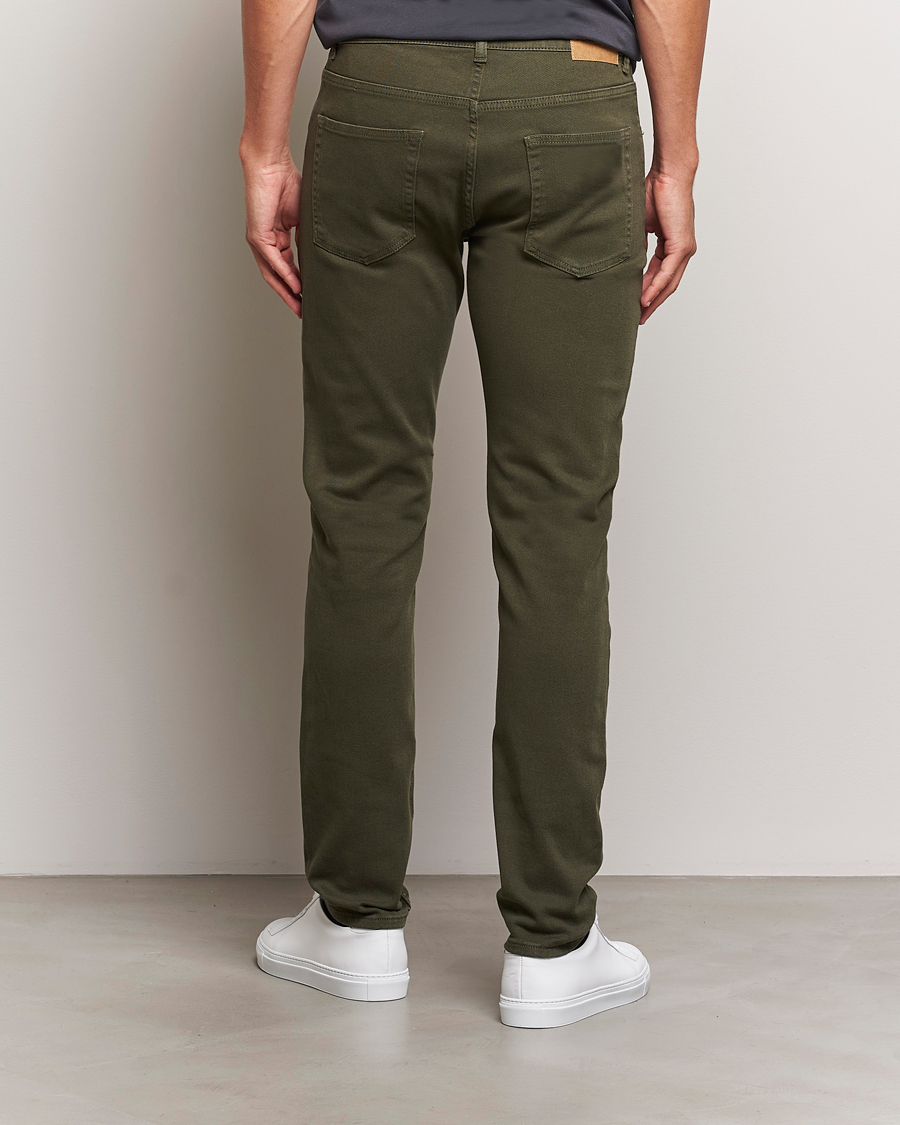 Herren | Hosen | J.Lindeberg | Jay Solid Twill Stretch Jeans Forest Green
