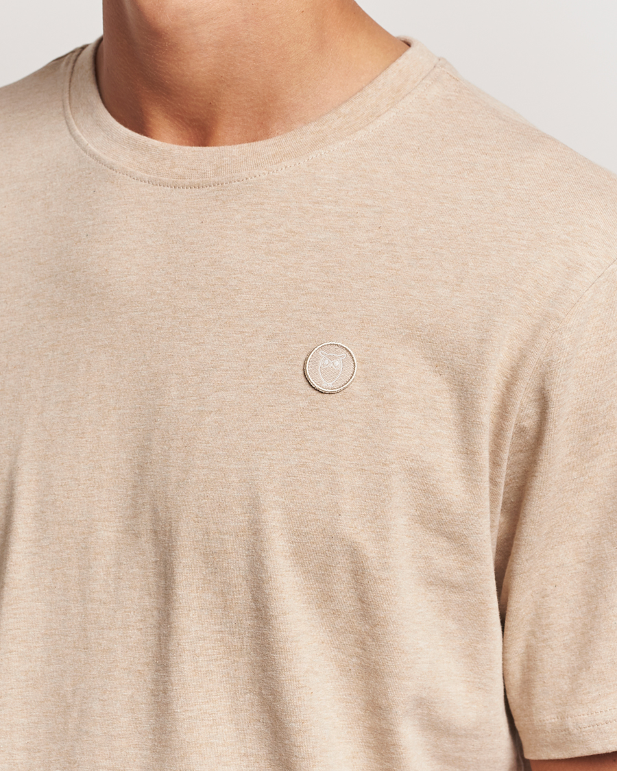 Herren | T-Shirts | KnowledgeCotton Apparel | Loake Badge T-Shirt Safari Melange