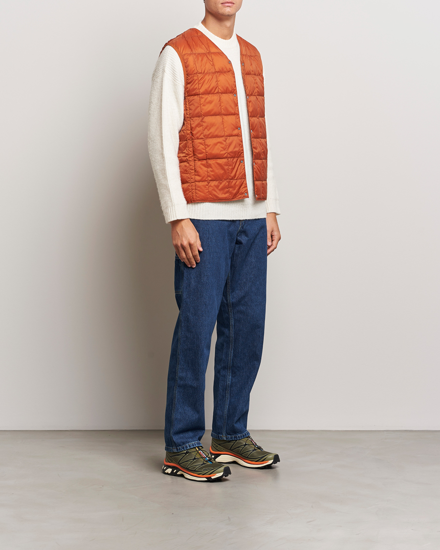 Herren | Jacken | TAION | V-Neck Lightweight Down Vest Brick Orange