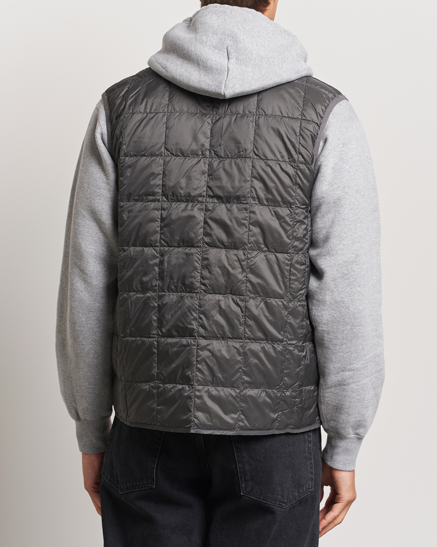Herren | Jacken | TAION | V-Neck Lightweight Down Vest Dark Grey
