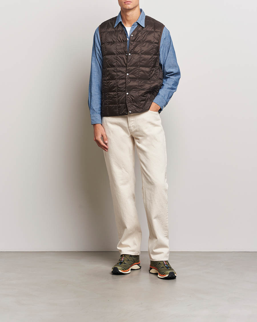 Herren | Jacken | TAION | V-Neck Lightweight Down Vest Dark Choco