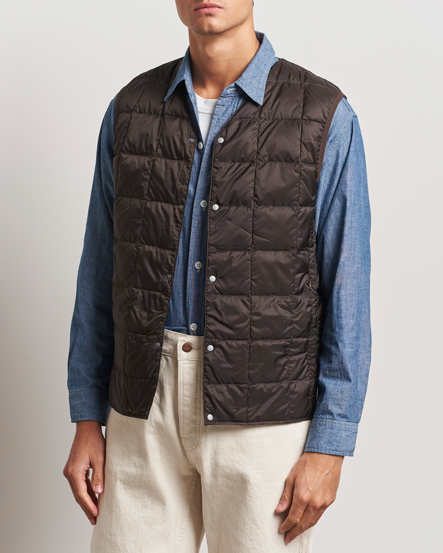 Herren | Jacken | TAION | V-Neck Lightweight Down Vest Dark Choco