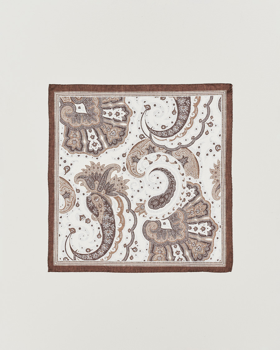 Herren | Amanda Christensen Silk Twill Printed Flower Pocket Square Brown | Amanda Christensen | Silk Twill Printed Flower Pocket Square Brown