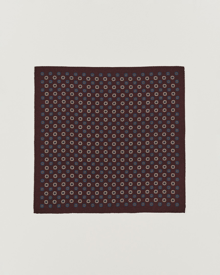 Herren | Amanda Christensen Wool Flannel Printed Flower Pocket Square Wine | Amanda Christensen | Wool Flannel Printed Flower Pocket Square Wine