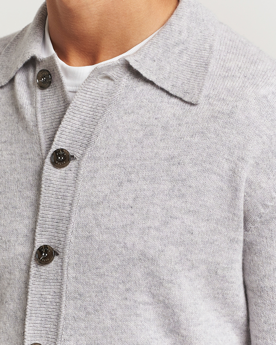 Herren | Pullover | Altea | Shetland Collared Cardigan Light Grey