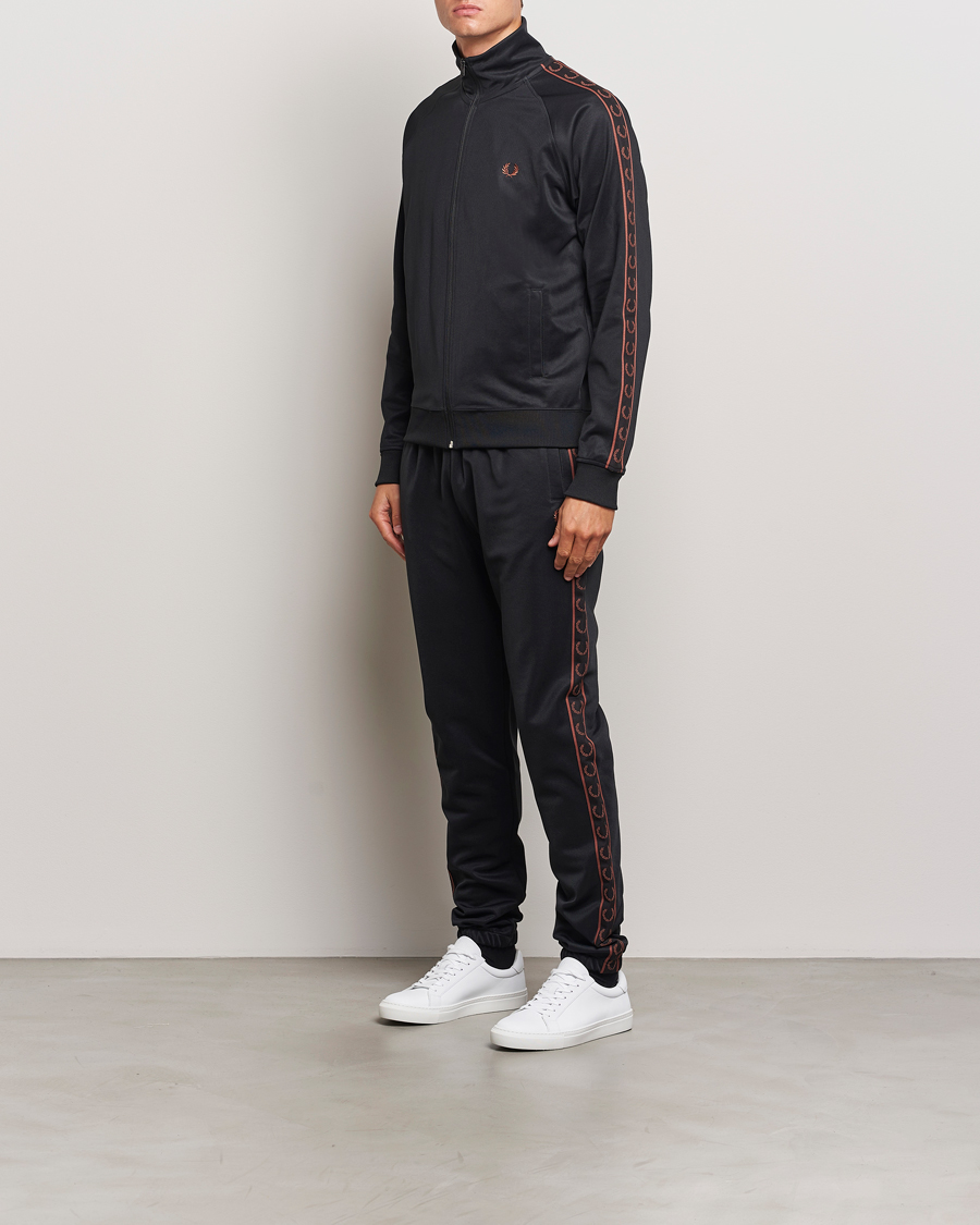 Herren | Hosen | Fred Perry | Taped Track Pants Black