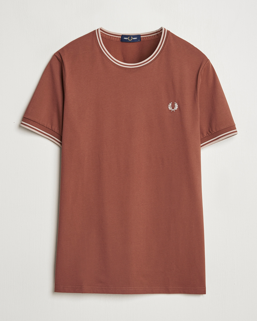 Herren | T-Shirts | Fred Perry | Twin Tipped T-Shirt Whiskey Brown