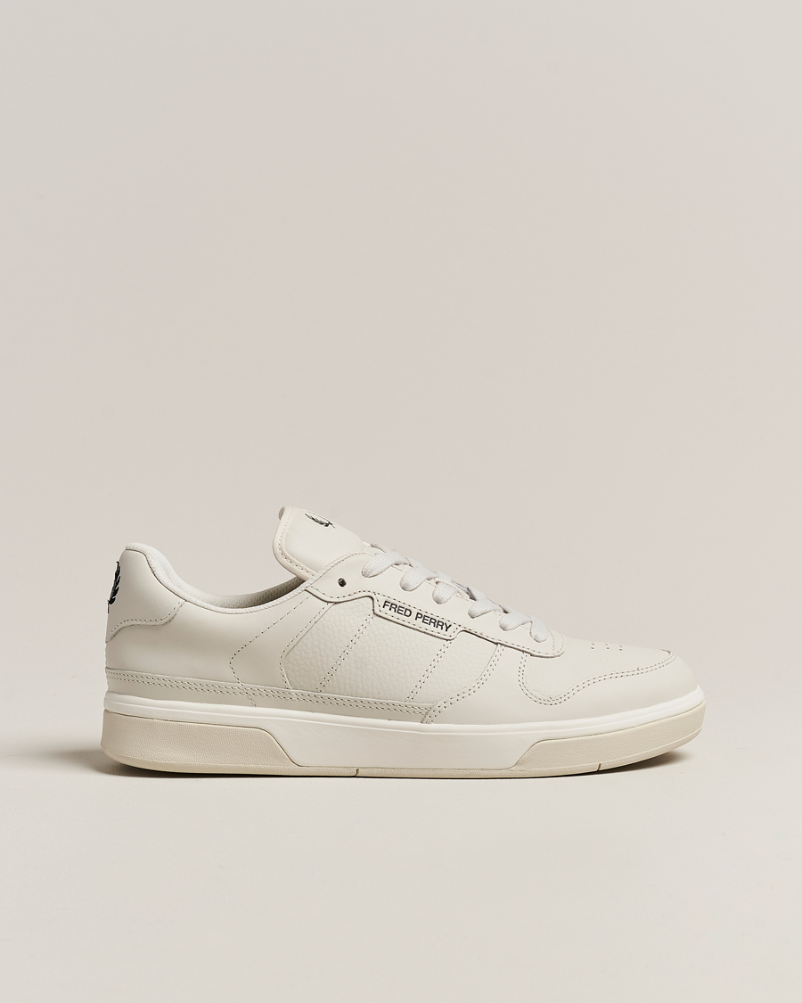 Herren | Fred Perry B300 Textured Leather Sneaker White | Fred Perry | B300 Textured Leather Sneaker White