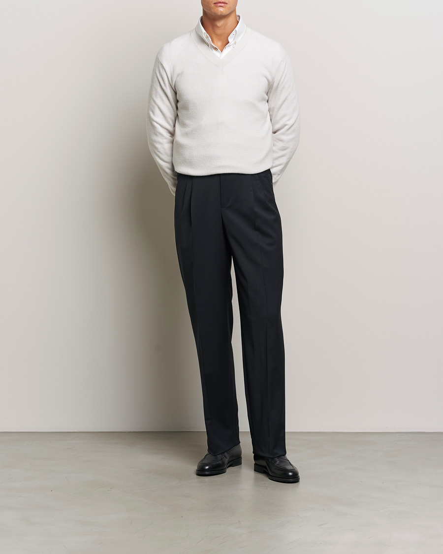 Herren | Hosen | Brioni | Pleated Wool Trousers Navy