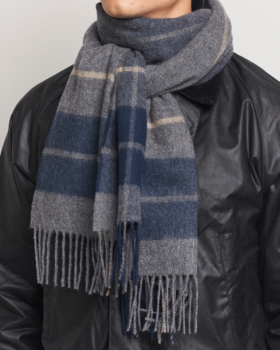 Herren | Gloverall Lambswool Scarf Grey Check | Gloverall | Lambswool Scarf Grey Check