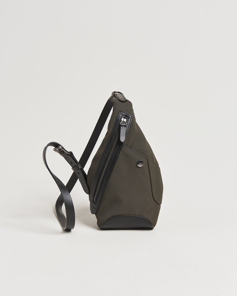 Herren | Mismo M/S Drop Crossbody Bag Shelter Green/Black | Mismo | M/S Drop Crossbody Bag Shelter Green/Black