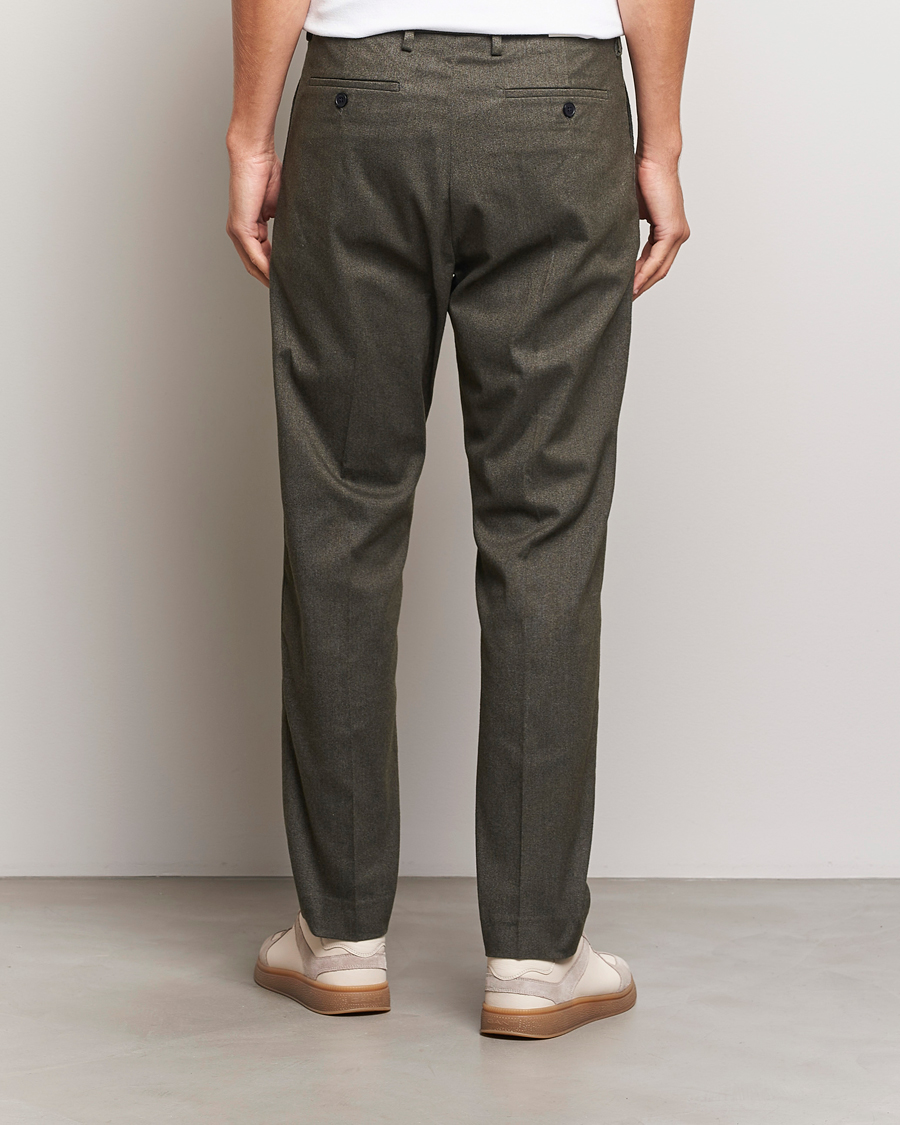 Herren | Hosen | NN07 | Bill Pleated Brushed Cotton Trousers Dark Army