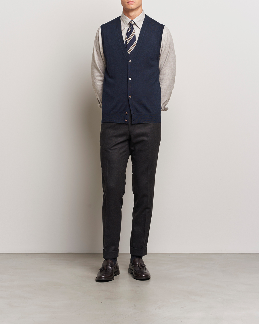 Herren | Pullover | Morris | Merino Slipover Vest Navy