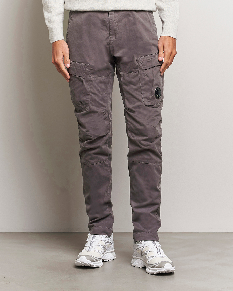 Herren | Hosen | C.P. Company | Stretch Satin Lens Cargo Pants Dark Grey