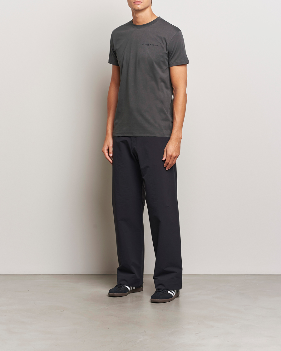 Herren | T-Shirts | Sail Racing | Bowman Crew Neck T-Shirt Asphalt